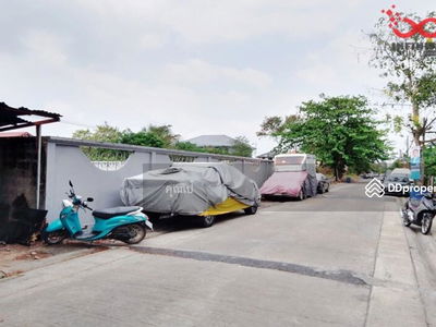 Land for rent 240 square wah, Vibhavadi Rangsit Road. Soi Kosum Ruamjai 7, near the Red Line, Bangkok, Thailand Land for rent 240 square wah, Vibhavadi Rangsit Road. Soi Kosum Ruamjai 7, near the Red Line, Bangkok, Thailand