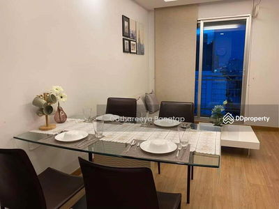 Thru Thonglor, Bangkok, Thailand Thru Thonglor, Bangkok, Thailand