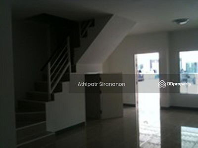 Praphatsorn Village, Chon Buri, Thailand Praphatsorn Village, Chon Buri, Thailand