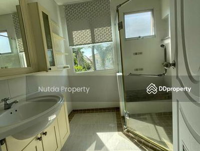 Nantawan Rama 9-Onnut, Bangkok, Thailand Nantawan Rama 9-Onnut, Bangkok, Thailand