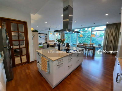 10110, Bangkok, Thailand 10110, Bangkok, Thailand