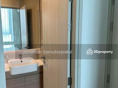 Noble Revolve Ratchada 2, Bangkok, Thailand Noble Revolve Ratchada 2, Bangkok, Thailand