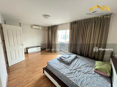 Townhouse for rent two-storey. Soi Nong Mai Kaen, Chon Buri, Thailand Townhouse for rent two-storey. Soi Nong Mai Kaen, Chon Buri, Thailand