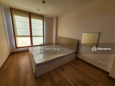 Life @ BTS Tha-Phra, Bangkok, Thailand Life @ BTS Tha-Phra, Bangkok, Thailand