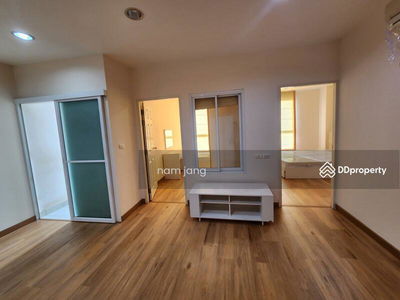 Life @ BTS Tha-Phra, Bangkok, Thailand Life @ BTS Tha-Phra, Bangkok, Thailand