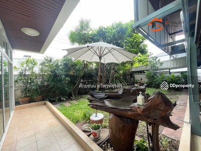 Lat Phrao 64, Intersection 7, Bangkok, Thailand Lat Phrao 64, Intersection 7, Bangkok, Thailand