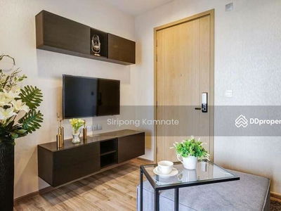 The Line Jatujak-Mochit, Bangkok, Thailand The Line Jatujak-Mochit, Bangkok, Thailand