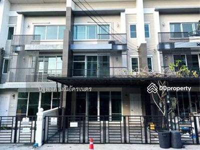 Town Avenue Rama 9, Bangkok, Thailand Town Avenue Rama 9, Bangkok, Thailand