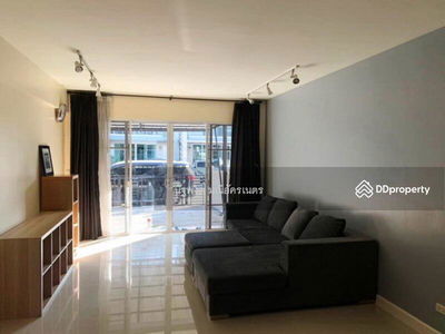 Town Avenue Rama 9, Bangkok, Thailand Town Avenue Rama 9, Bangkok, Thailand