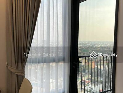 Elio Del Nest, Bangkok, Thailand Elio Del Nest, Bangkok, Thailand