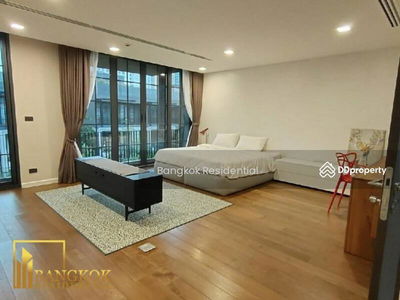 Quarter 31, Bangkok, Thailand Quarter 31, Bangkok, Thailand