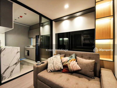 Life Asoke-Rama 9, Bangkok, Thailand Life Asoke-Rama 9, Bangkok, Thailand