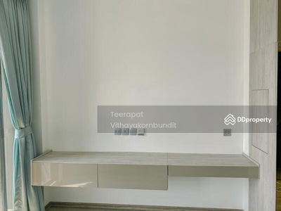 Miti Chiva Kaset Station, Bangkok, Thailand Miti Chiva Kaset Station, Bangkok, Thailand