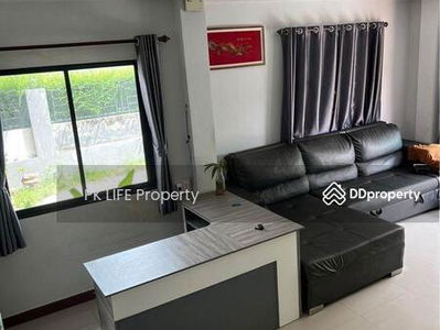 Alojamiento en Ban Ratsada, Thailand Alojamiento en Ban Ratsada, Thailand