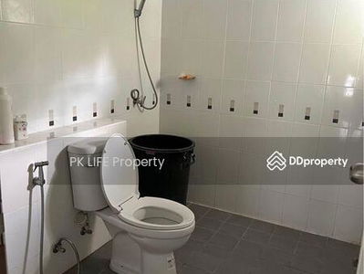 Alojamiento en Ban Ratsada, Thailand Alojamiento en Ban Ratsada, Thailand