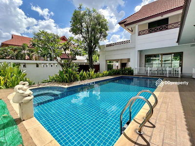 Thai House private pool for rent Ekamai Rama9, Bangkok, Thailand Thai House private pool for rent Ekamai Rama9, Bangkok, Thailand
