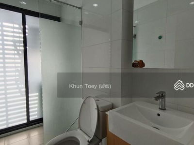 Blocs 77, Bangkok, Thailand Blocs 77, Bangkok, Thailand