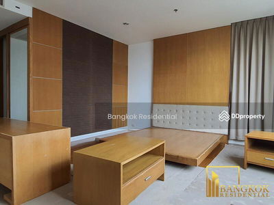 The Royal Saladaeng Condominium, Bangkok, Thailand The Royal Saladaeng Condominium, Bangkok, Thailand