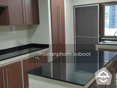 Govind Tower, Bangkok, Thailand Govind Tower, Bangkok, Thailand