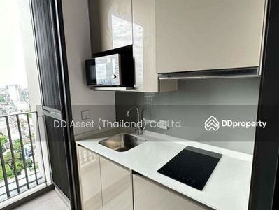 Whizdom Essence, Bangkok, Thailand Whizdom Essence, Bangkok, Thailand