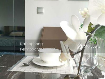 Life Asoke-Rama 9, Bangkok, Thailand Life Asoke-Rama 9, Bangkok, Thailand