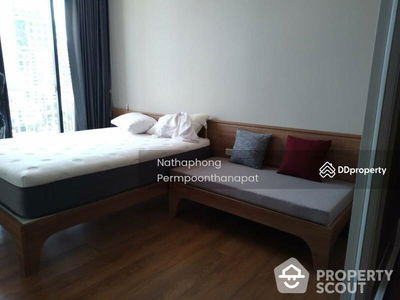 Park Origin Phrom Phong, Bangkok, Thailand Park Origin Phrom Phong, Bangkok, Thailand