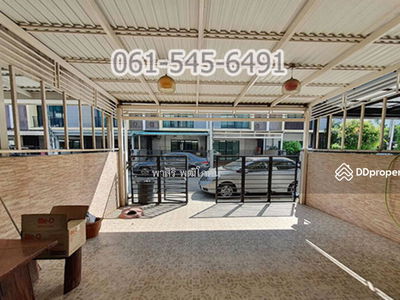 The Connectuptree Rattanathibet, Nonthaburi, Thailand The Connectuptree Rattanathibet, Nonthaburi, Thailand