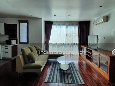 Ficus Lane, Bangkok, Thailand Ficus Lane, Bangkok, Thailand