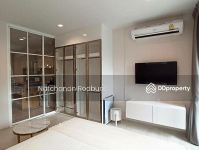 Life One Wireless, Bangkok, Thailand Life One Wireless, Bangkok, Thailand