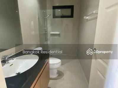 House in Compound, Bangkok, Thailand House in Compound, Bangkok, Thailand