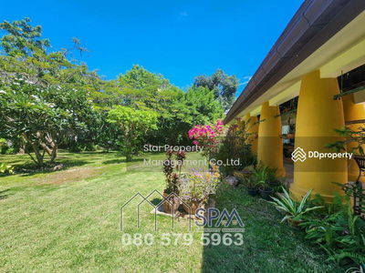 Housing in Hua Hin, Thailand Housing in Hua Hin, Thailand