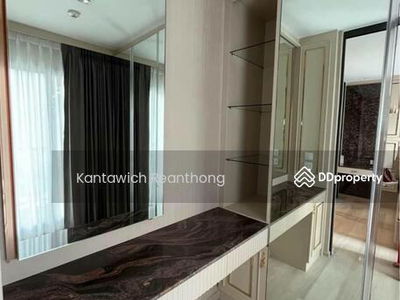 Life One Wireless, Bangkok, Thailand Life One Wireless, Bangkok, Thailand