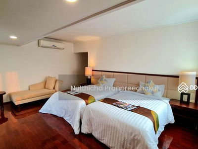 Piyathip Place, Bangkok, Thailand Piyathip Place, Bangkok, Thailand