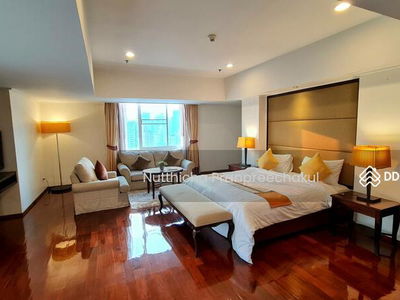 Piyathip Place, Bangkok, Thailand Piyathip Place, Bangkok, Thailand