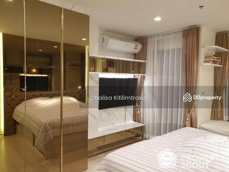 Life One Wireless, Bangkok, Thailand Life One Wireless, Bangkok, Thailand