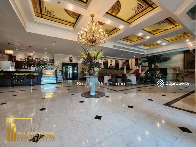 Piyathip Place, Bangkok, Thailand Piyathip Place, Bangkok, Thailand