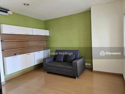 Life @ Sukhumvit 65, Bangkok, Thailand Life @ Sukhumvit 65, Bangkok, Thailand