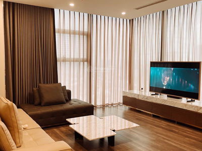 The Nine, Vietnam The Nine, Vietnam