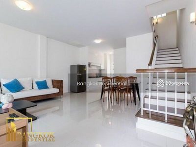 Townhouse in Compound, Bangkok, Thailand Townhouse in Compound, Bangkok, Thailand