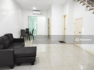 Baan Klang Mueng Ladprao 101, Bangkok, Thailand Baan Klang Mueng Ladprao 101, Bangkok, Thailand