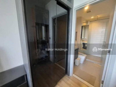 The Line Jatujak-Mochit, Bangkok, Thailand The Line Jatujak-Mochit, Bangkok, Thailand