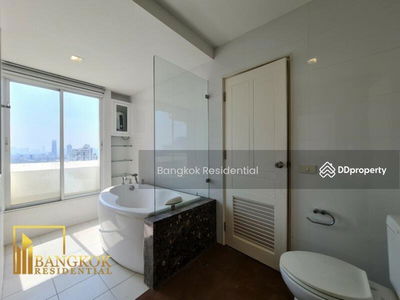 Newton Tower, Bangkok, Thailand Newton Tower, Bangkok, Thailand