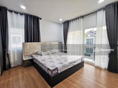 Golden Neo Bangna-Suan Luang, Bangkok, Thailand Golden Neo Bangna-Suan Luang, Bangkok, Thailand