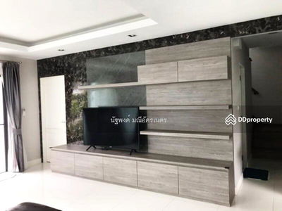 Mantana Bangna Km.7, Samut Prakan, Thailand Mantana Bangna Km.7, Samut Prakan, Thailand