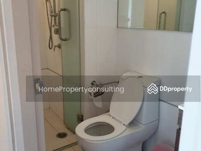 Thru Thonglor, Bangkok, Thailand Thru Thonglor, Bangkok, Thailand