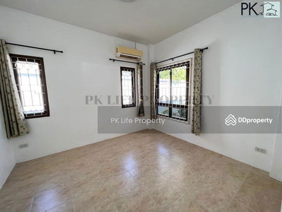 Housing in Kathu, Thailand Housing in Kathu, Thailand