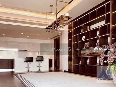 Tela Thonglor 13, Bangkok, Thailand Tela Thonglor 13, Bangkok, Thailand