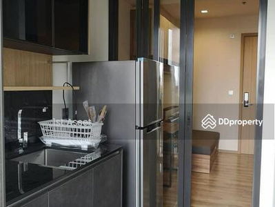 The Line Jatujak-Mochit, Bangkok, Thailand The Line Jatujak-Mochit, Bangkok, Thailand