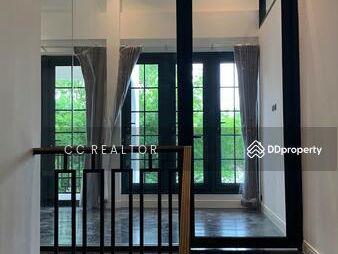 Panya Pattanakarn Village, Bangkok, Thailand Panya Pattanakarn Village, Bangkok, Thailand