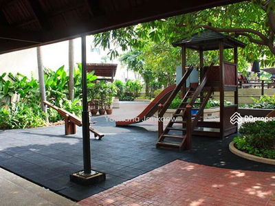 Sathorn Gardens, Bangkok, Thailand Sathorn Gardens, Bangkok, Thailand